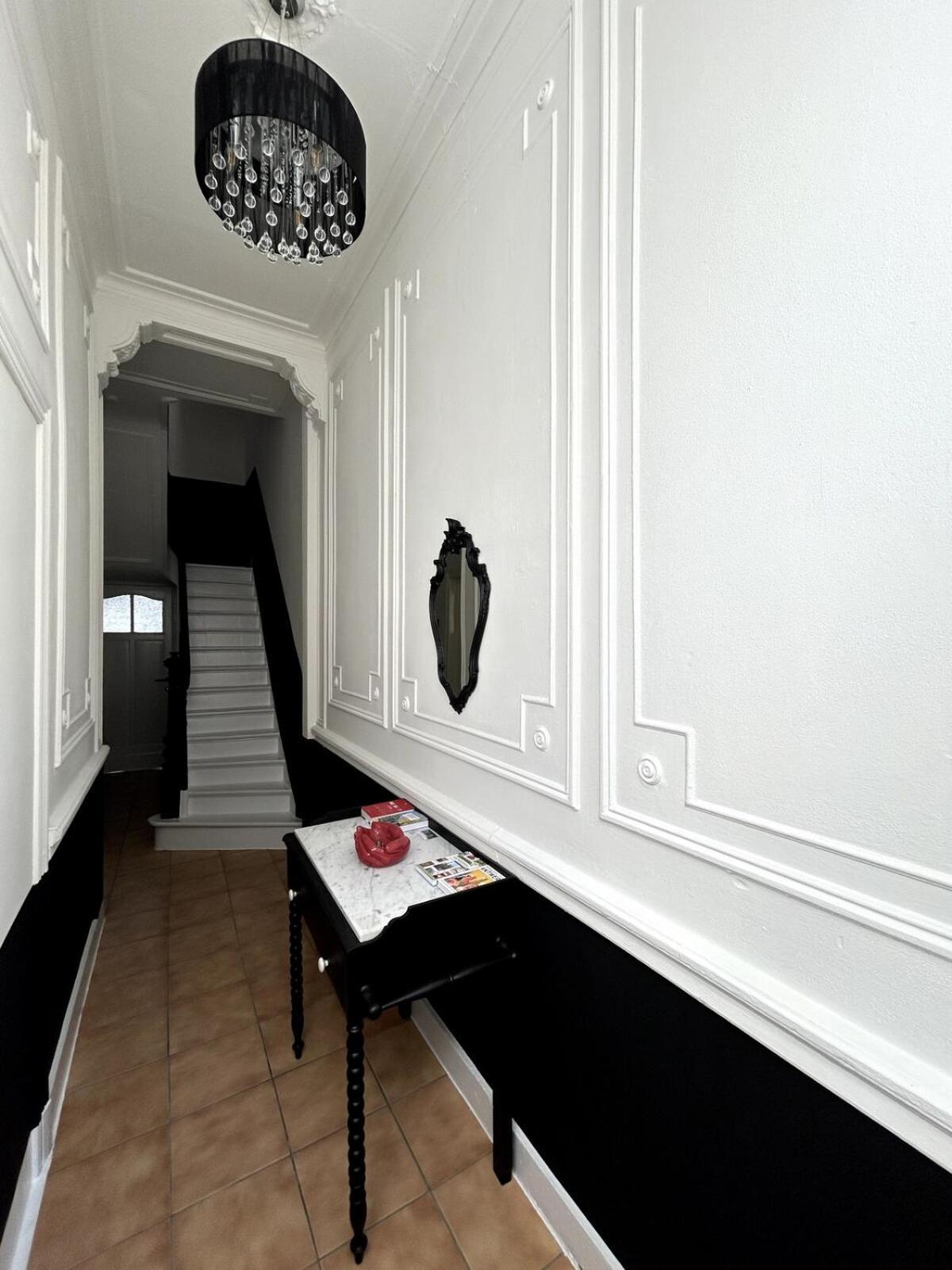 Spacious Townhouse In Antwerpen