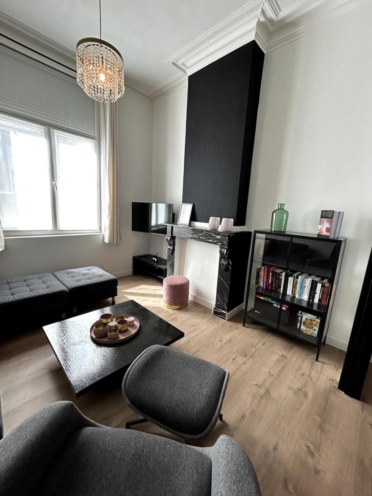 Vakantiehuis Spacious Townhouse In *